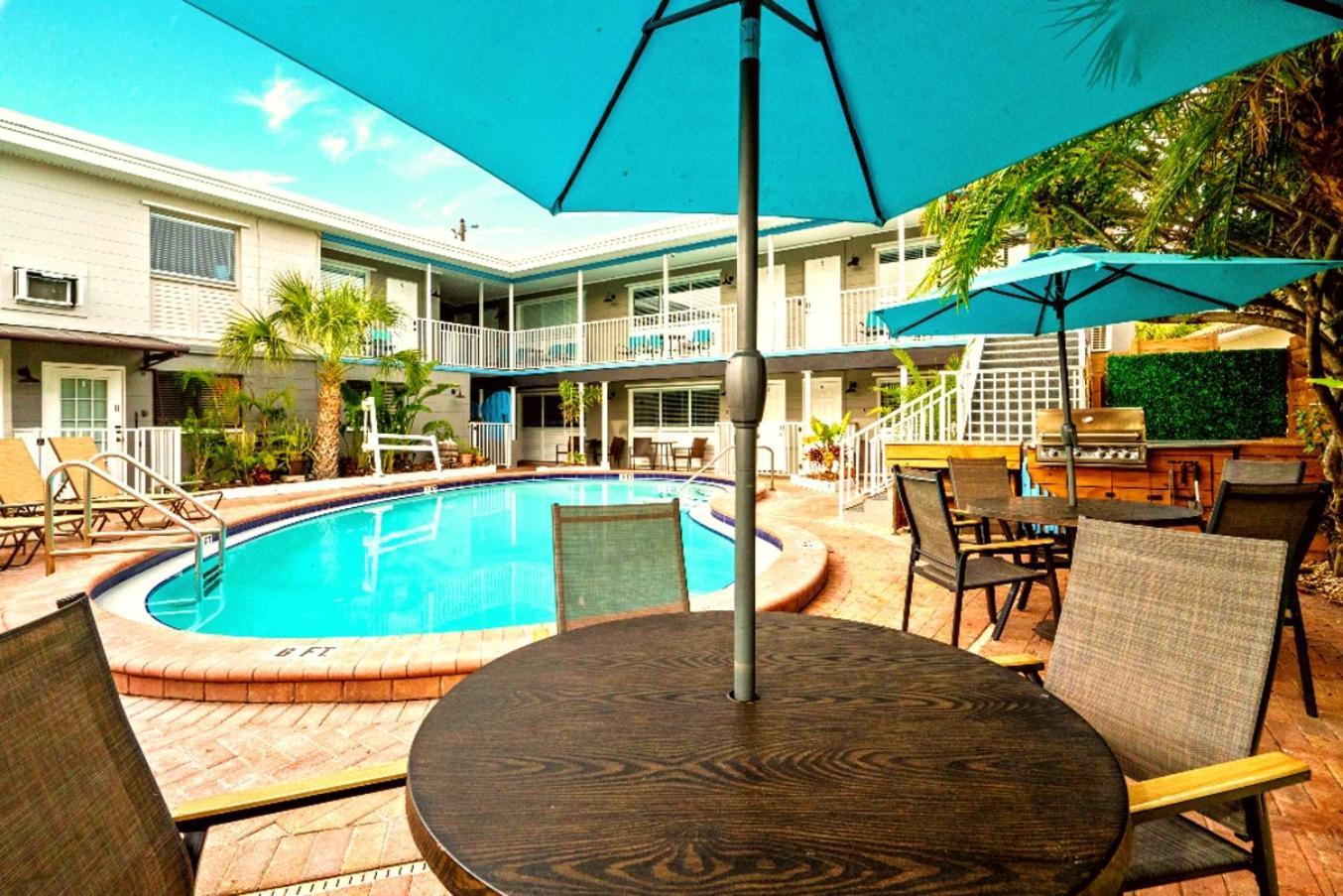 Boutique Beach Retreat St. Pete Beach Kültér fotó